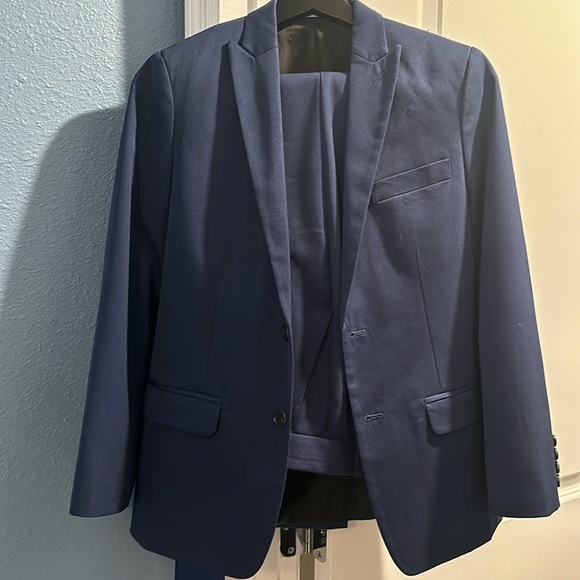 Boys suit size 14Dark blue formal suit for wedding, formal...